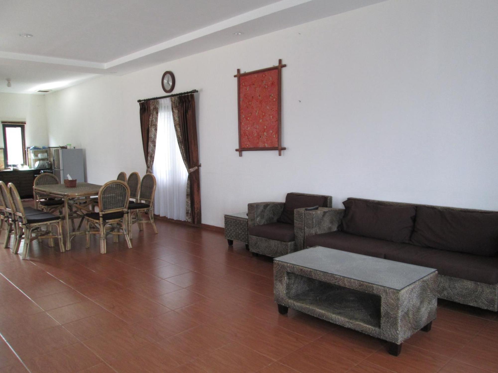 Osmond Villa Resort Lembang Exterior foto